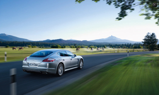 Illustration for article titled 2010 Porsche Panamera: More Four-Door Photos